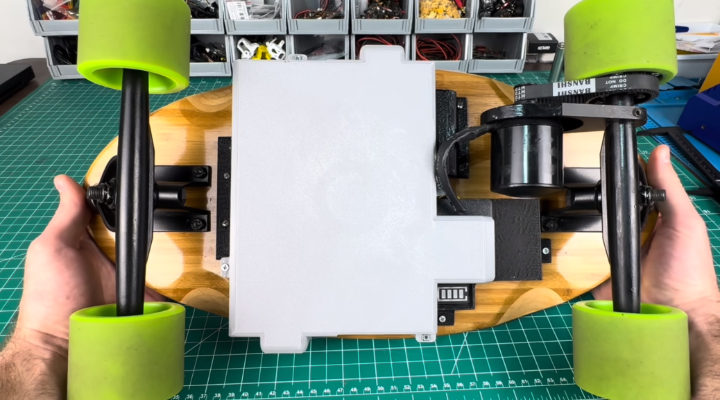 Building a Tiny Electric Skateboard Entirely from Amazon Parts MediocreNerd